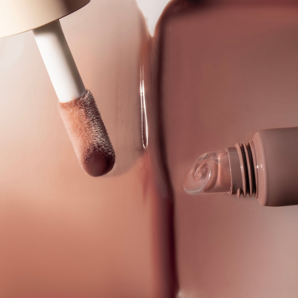 dream-lip-oil-warm-beige-z2 PDP_DLO-WarmBeige-3.jpg