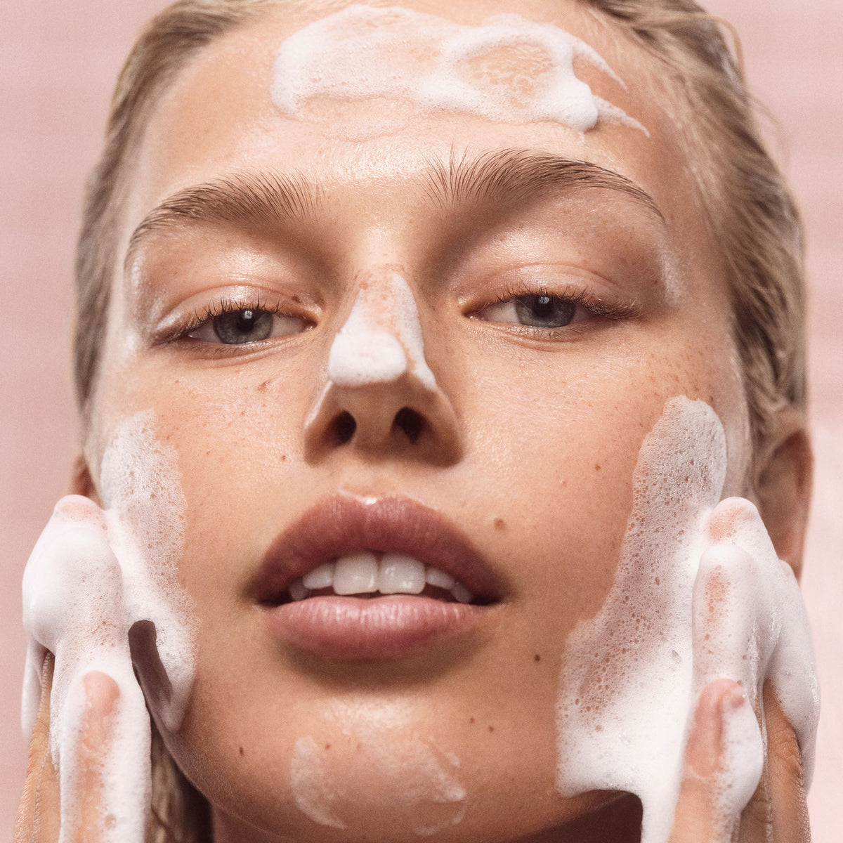 the-nighttime-routine-d7 Pink-Cloud-Dew-Launch-HP-Mobile-V2.jpg